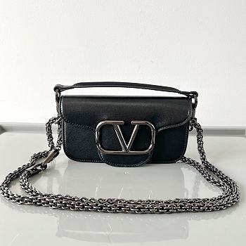 Valentino Garavani Mini Loco Black Size 20x11x5cm