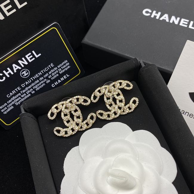 Chanel Earrings Gold 22 - 1