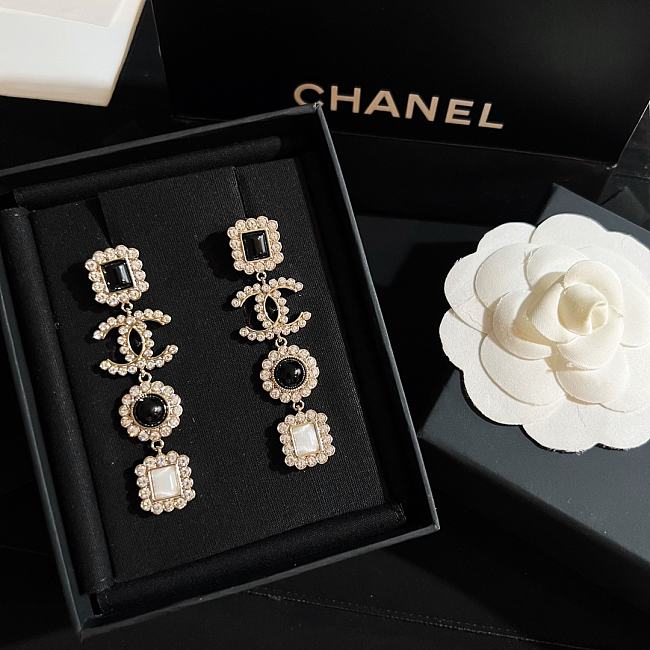 Chanel Earrings Gold 43 - 1