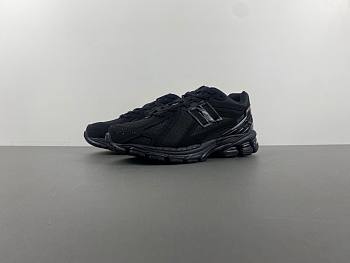 New Balance 1906R Cordura Black Magnet M1906RWF