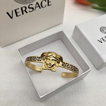 Versace Bracelet Gold 181