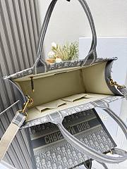 Dior Gray Embroidered Patchwork Size 36×27×16 - 6