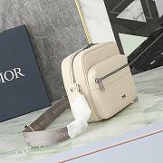 Dior Beige Zip Messenger Bag size 23x17x7cm - 4