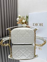 Dior White Caro Camera Bag B930313 size 19x13x4cm - 2