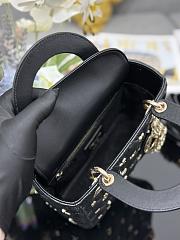 Dior Four-Square Star Pegs Black B930515 Size 20x16x8cm - 6