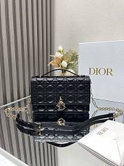 Dior Handbag Black Lambskin B930556 Size 24x14 x7cm - 6