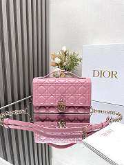 Dior Handbag Pink Lambskin B930556 Size 24x14 x7cm - 6