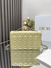 Dior Handbag Yellow Lambskin B930556 Size 24x14 x7cm - 6