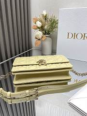Dior Handbag Yellow Lambskin B930556 Size 24x14 x7cm - 4
