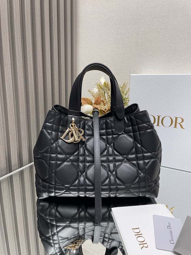 Dior Toujours Handbag Black B930551 Size 28x19x21cm - 1