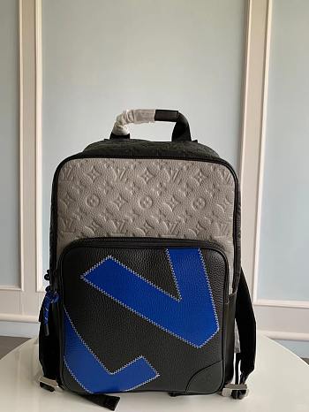 Louis Vuitton Dean Backpack M59924 Size 31x41X15CM