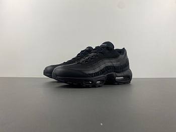 Nike Air Max 95 Essential Triple Black CL3705-001