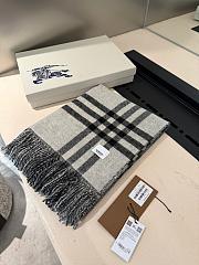 Burberry Plaid Scarf 1160 Black Size 210x45cm - 3