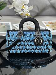 Dior Embroidered Drops of Blue Beads B930512 Size 26x13x5cm - 1