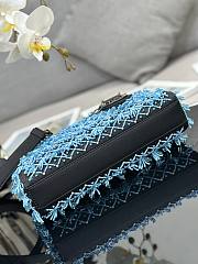 Dior Embroidered Drops of Blue Beads B930512 Size 26x13x5cm - 2