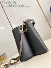 LV Bloom PM Bag M13843 Size 21x16x16cm - 5