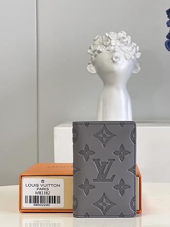 LV POCKET ORGANIZER M91382 Size 8X11X1CM