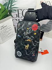 LV AVENUE MAPS SLING BAG SIZE 20*31*10CM - 3
