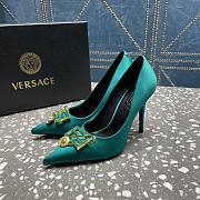 Versace Pointed Toe Jade Green Lacquer Leather Pumps - 5