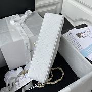Chanel Handbag A01112 White Size 15x25x6cm - 6