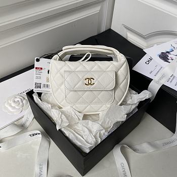 Chanel Handbag AP3467 White Size 16x16x5.5cm