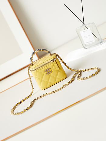 Chanel Should Bag AP3805 Yellow Size 11x8.5x7cm