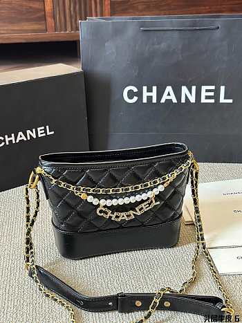 Chanel Gabrielle Hobo Bag Black Size 18x6x16cm