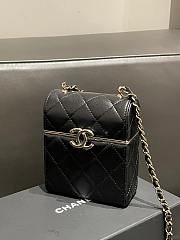 Chanel Black Box Chain Size 12x10x5cm - 1