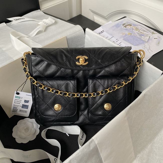 Chanel Should Bag AS4743 Black Size19x24x5cm - 1