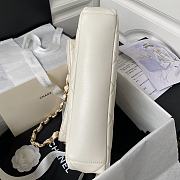 Chanel Should Bag AS4754 White Size 28x30x7cm - 6