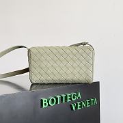 Bottega Veneta Andiamo Bag Avocado Size 21x13x4cm - 3