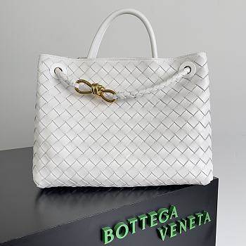 Bottega Veneta Andiamo Bag White Size 32x24x12cm
