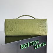 Bottega Veneta Andiamo Clutch Avocado 741511 Size 31x13x3cm - 4