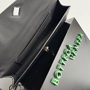 Bottega Veneta Andiamo Clutch Black 741511 Size 31x13x3cm - 5