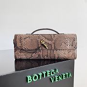 Bottega Veneta Andiamo Clutch Snake Size 31x13x3cm - 1
