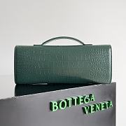 Bottega Veneta Andiamo Clutch Teal 741511 Size 31x13x3cm - 2
