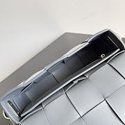 Bottega Veneta Cassette Grey Size 26x16x6cm - 2