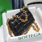 Bottega Veneta Cassette Black Size 26x18x8cm - 5