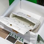 Bottega Veneta Cassette White Size 26x18x8cm - 4
