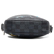 Louis Vuitton Damier Eclipse Men's Crossbody Size 17x21x3cm - 4