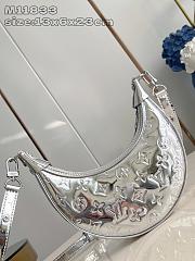 LV Loop Silver Bag M11833 Size 13x6x23cm - 1