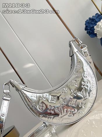 LV Loop Silver Bag M11833 Size 13x6x23cm