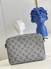 LV DUO MESSENGER BAG M46104 Size 26x18x5CM - 4