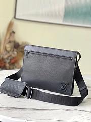 LV NEW MESSENGER VOYAGE M59329 Size 28x21x6CM - 2