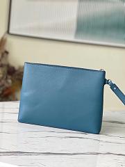 LV POCHETTE IPAD M81029 Size 30x22x5CM - 3