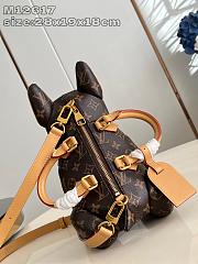 LV Pooch Bag M12617 Size 28x19x18CM - 5