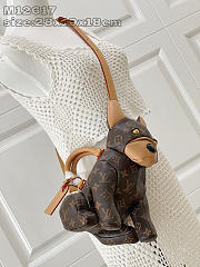 LV Pooch Bag M12617 Size 28x19x18CM - 3