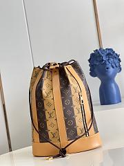 LV RANDONNÉE MESSENGER BAG M45968 Size 20x26x12CM - 5