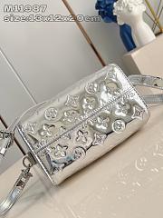 LV Speedy Bandoulière Silver Bag M11987 Size 20x13x12cm - 4