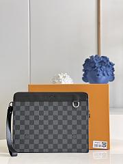 LV STANDING POUCH N64612 Size 27x21x5CM - 1